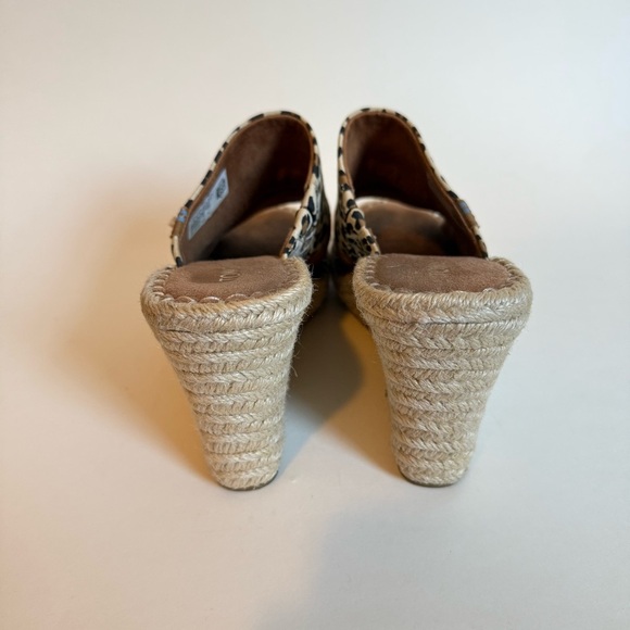 TOMS Monica Espadrille Mule Wedge Leopard Print Tan Sandals sz 8 - Picture 5 of 9
